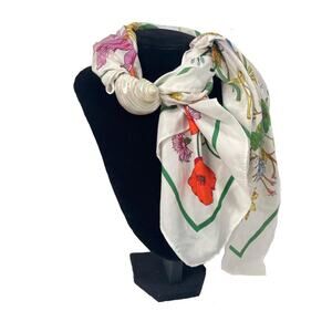 Real seashell scarf holder seashell